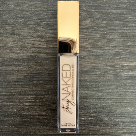 Urban Decay Stay Naked Correcting Concealer - Picture 3 of 3